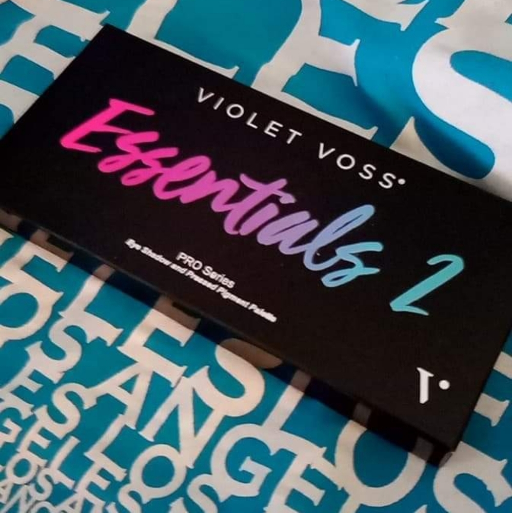 Violet voss essentials 2 palette